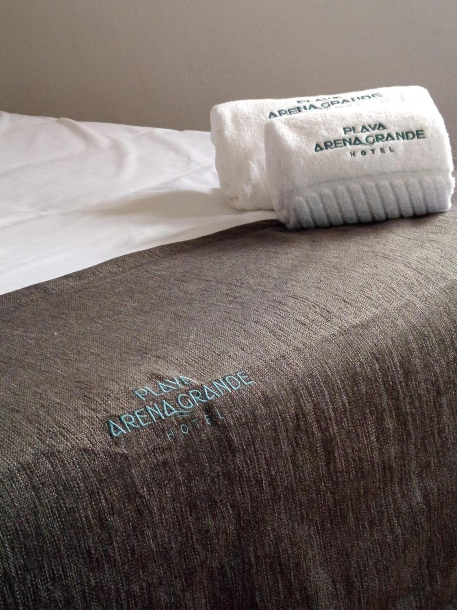 Playa Arena Grande Hotel 阿瓜尔达 外观 照片